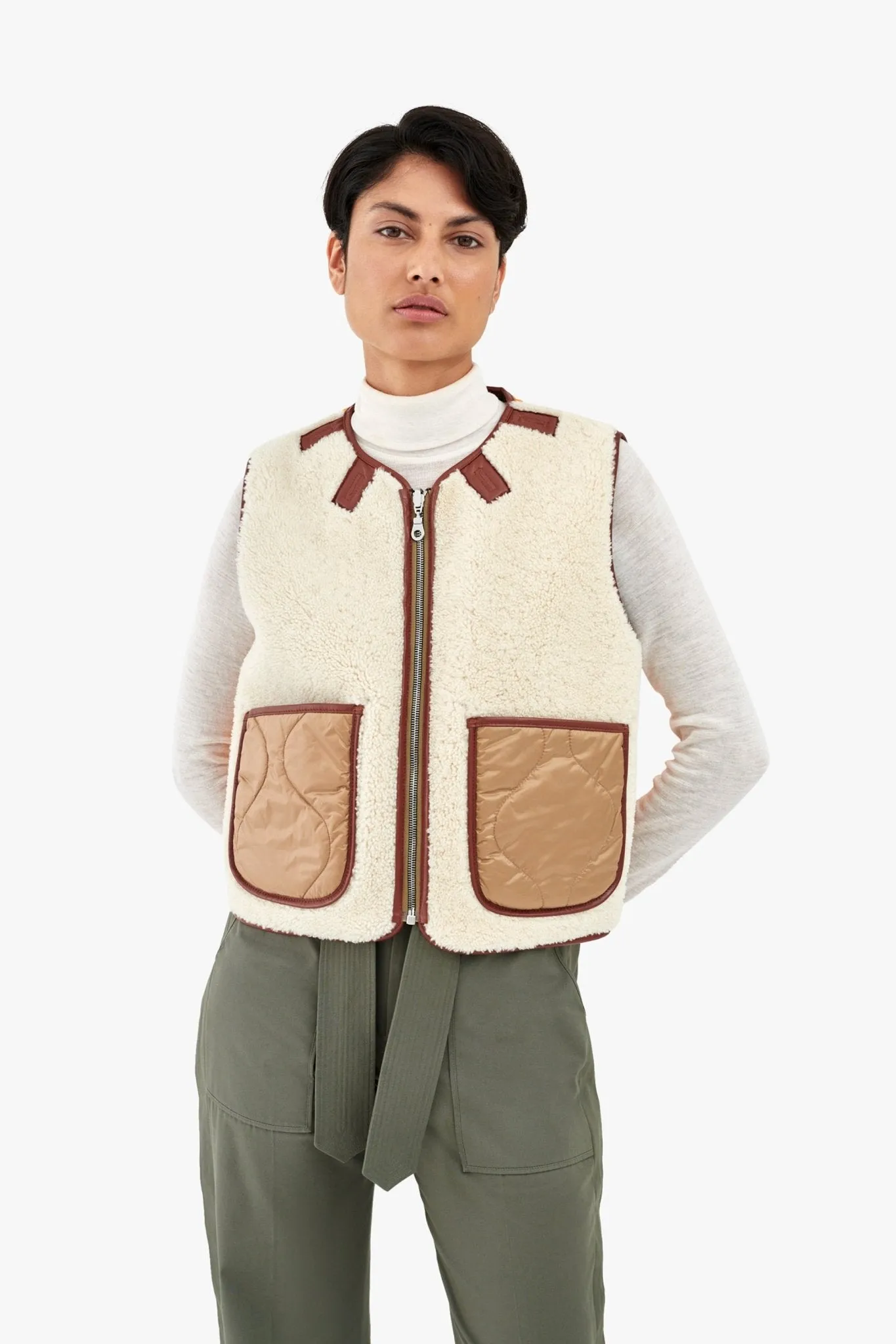 Cropped Aviator Shearling Vest - Tan / Natural