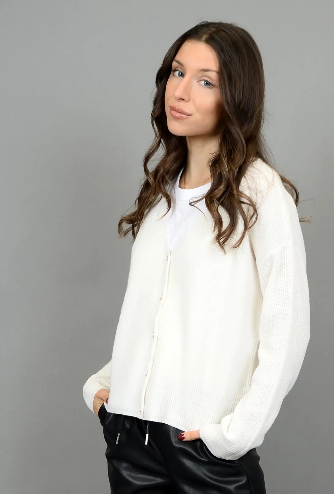 Jenera Long Sleeve V-Neck Cardigan