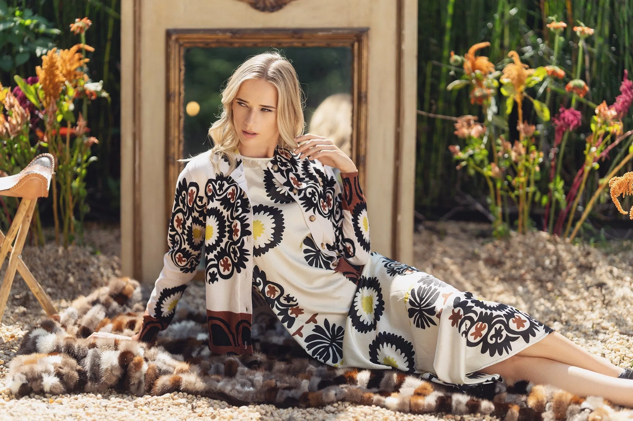 Printed Cardigan Long-Cream/Black Spiral