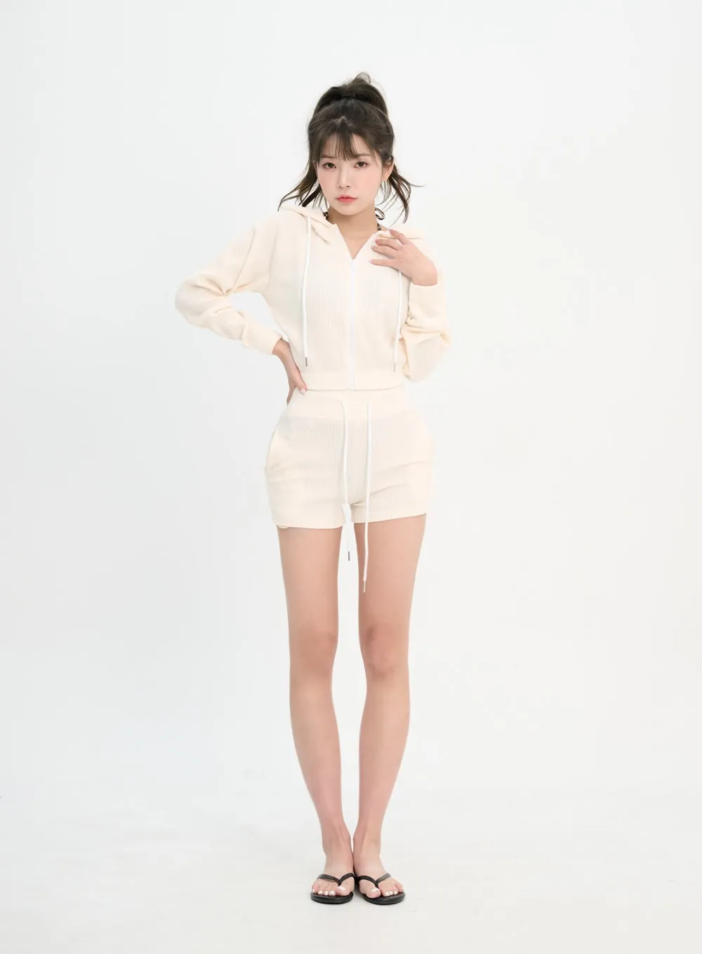 Shorts And Zip-Up Hoodie Set IM302