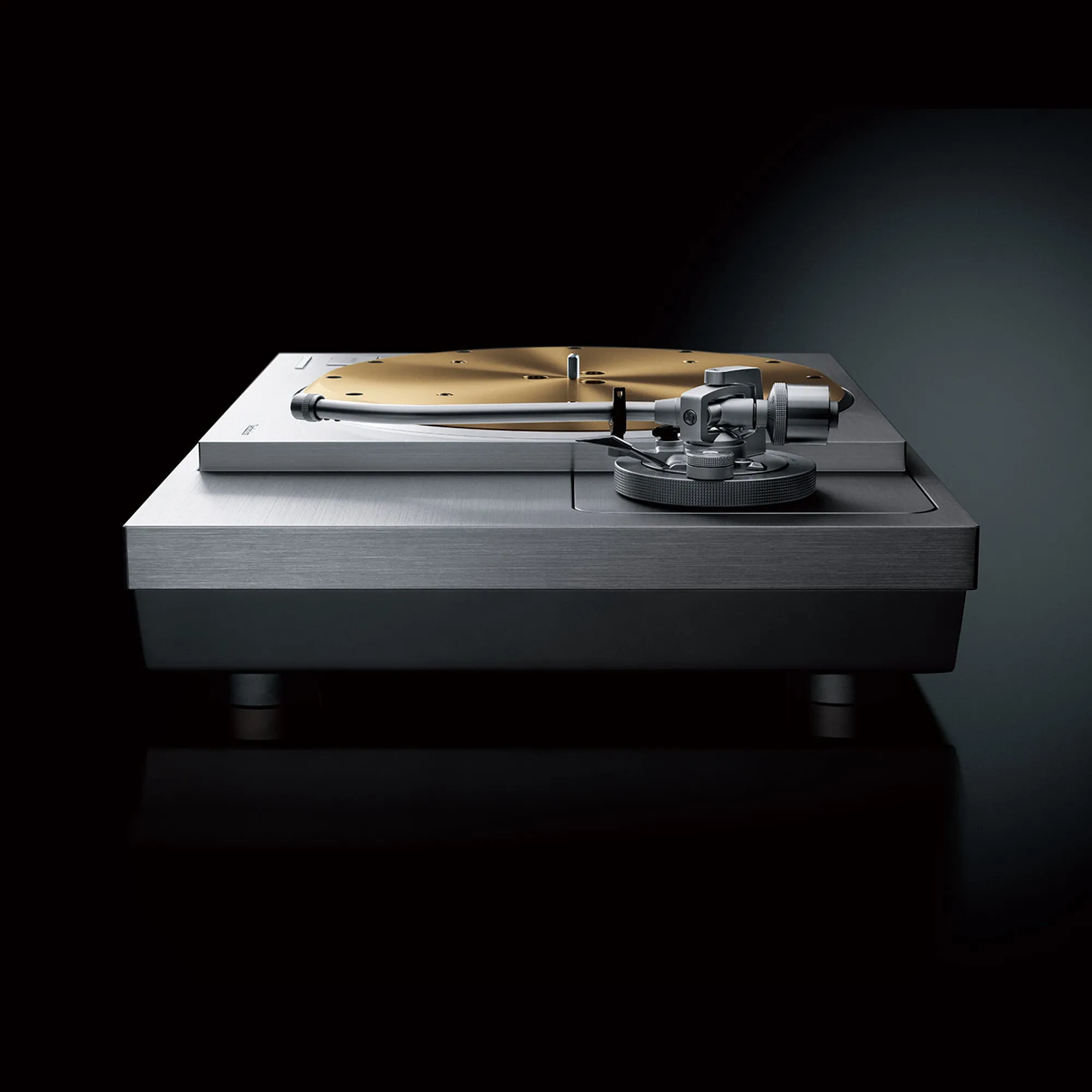 Technics SL-1000R Reference Class Turntable